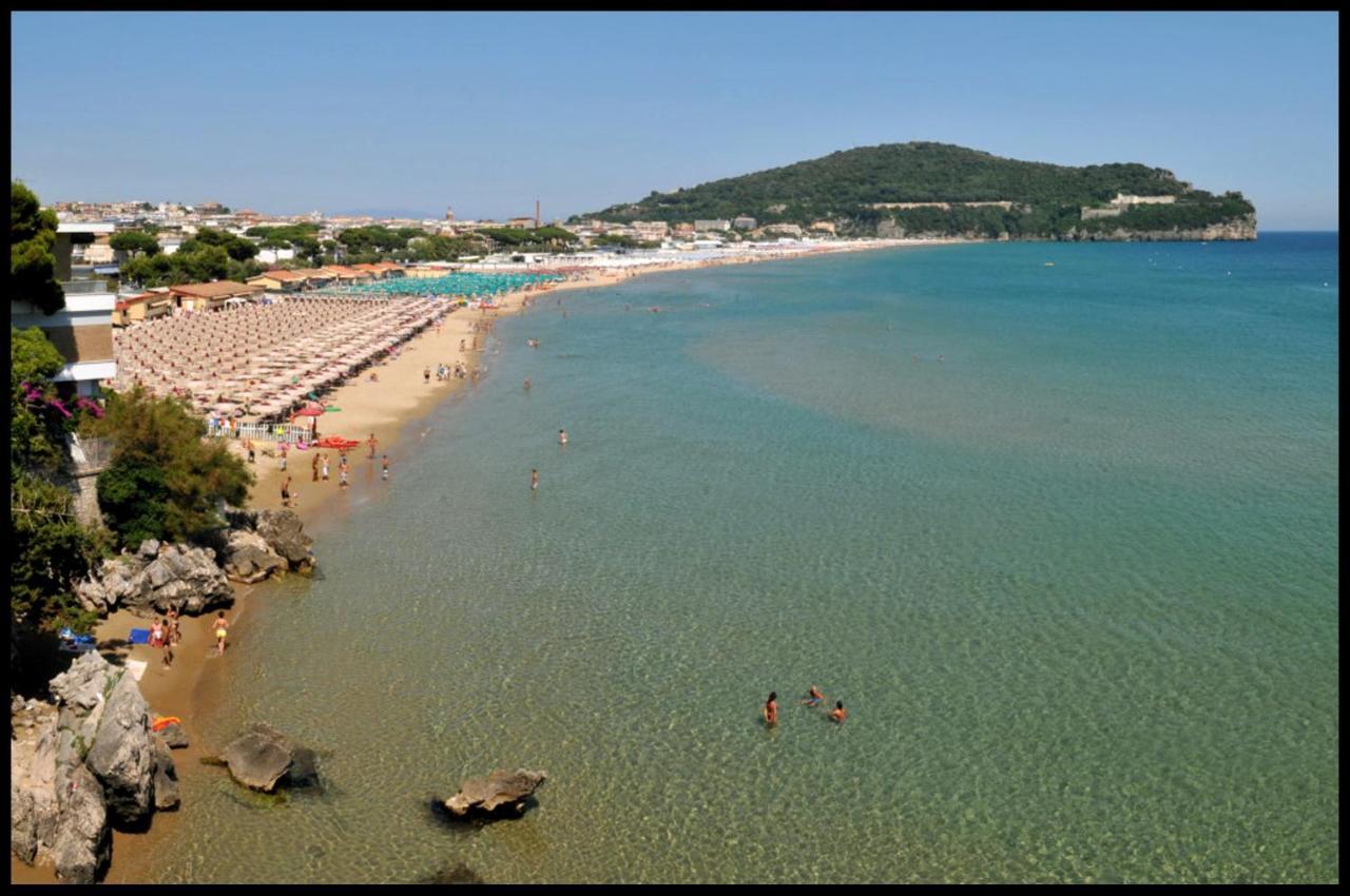 B&B I 100 Passi Gaeta Ngoại thất bức ảnh